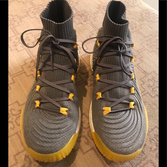 adidas Other - Mens adidas basketball sneakers sz 9 worn once!!